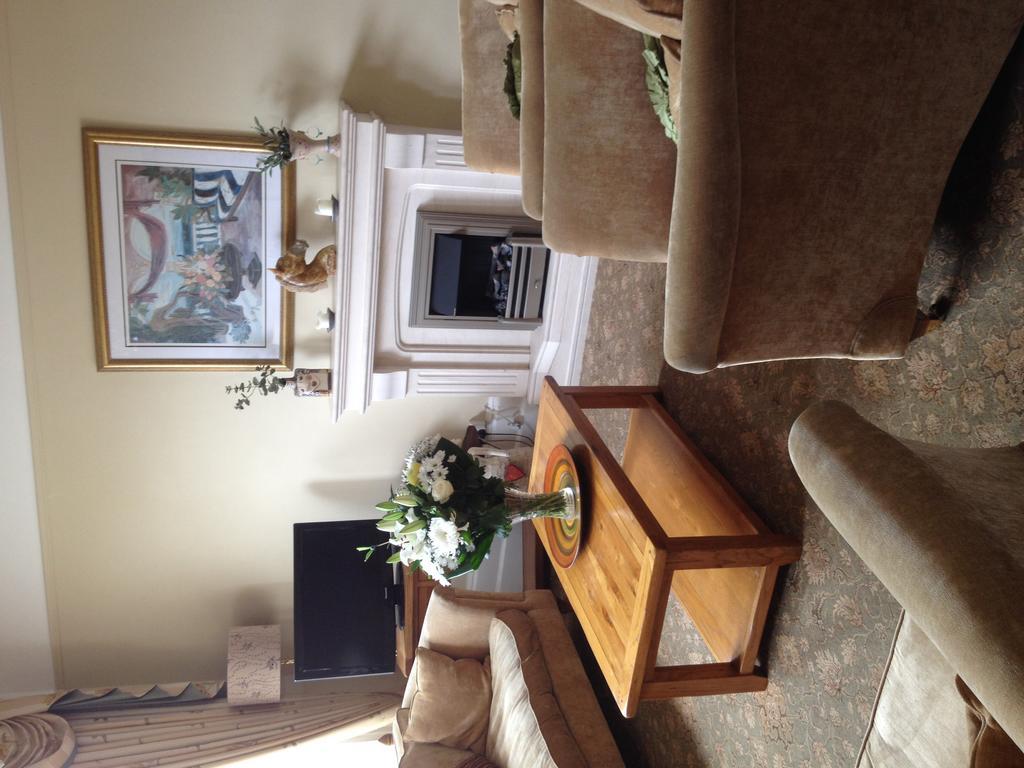 The Bebington Bed and Breakfast Εξωτερικό φωτογραφία